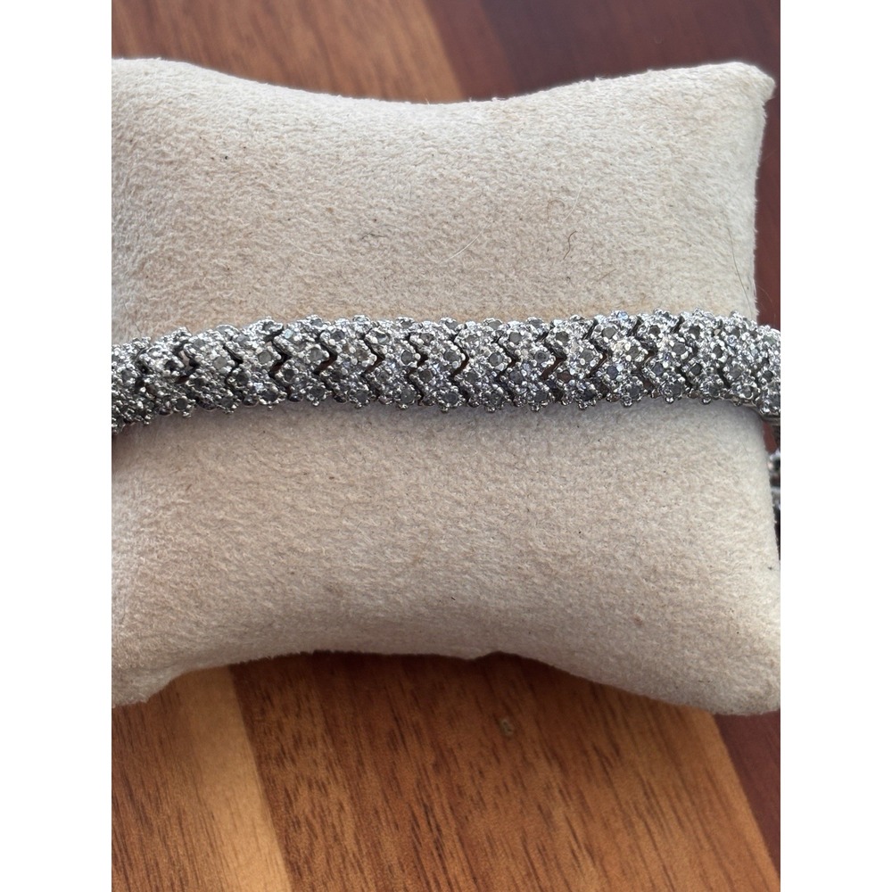 Dee Berkley Jewelry Sterling Silver Chevron Link Diamond Tennis Bracelet 7.5"